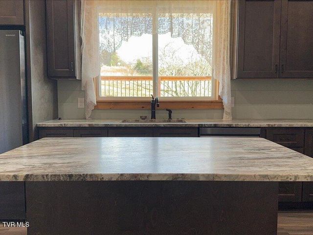 680 Mayberry Road, Jonesborough, TN 37659