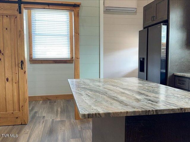 680 Mayberry Road, Jonesborough, TN 37659