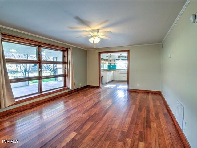 680 Mayberry Road, Jonesborough, TN 37659