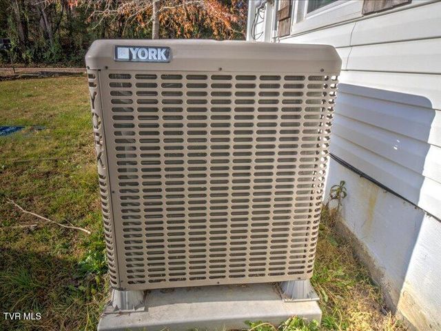 680 Mayberry Road, Jonesborough, TN 37659