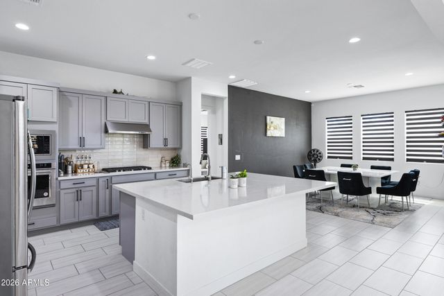 35284 N BARLEY Street, San Tan Valley, AZ 85144