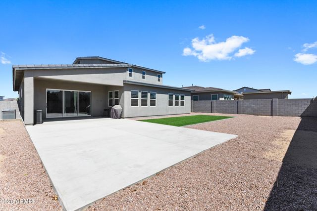 35284 N BARLEY Street, San Tan Valley, AZ 85144