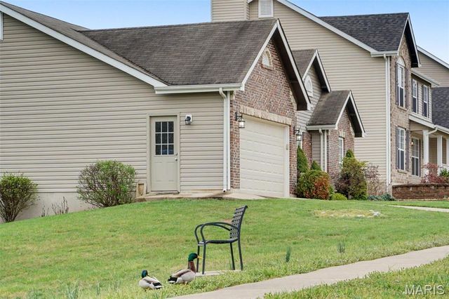 210 Prairie Lake Drive, Wentzville, MO 63385