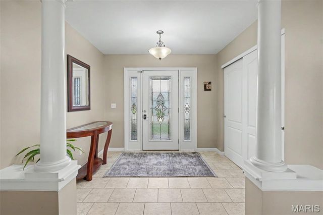 210 Prairie Lake Drive, Wentzville, MO 63385