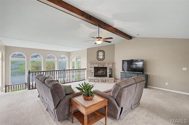 210 Prairie Lake Drive, Wentzville, MO 63385
