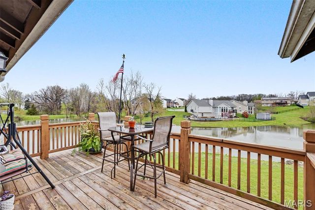 210 Prairie Lake Drive, Wentzville, MO 63385