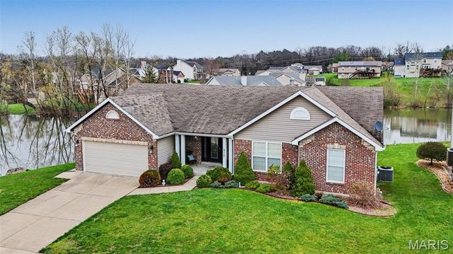 210 Prairie Lake Drive, Wentzville, MO 63385