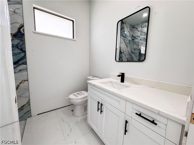 531 Addison ST E, Lehigh Acres, FL 33974