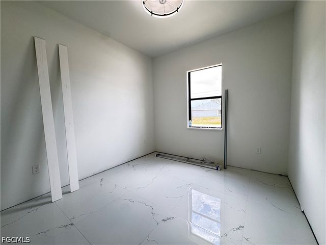 531 Addison ST E, Lehigh Acres, FL 33974