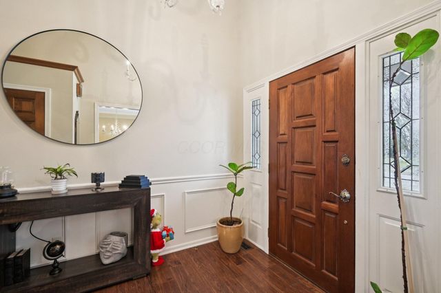 410 Six Pence Circle, Westerville, OH 43081