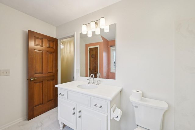 410 Six Pence Circle, Westerville, OH 43081