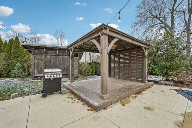 410 Six Pence Circle, Westerville, OH 43081