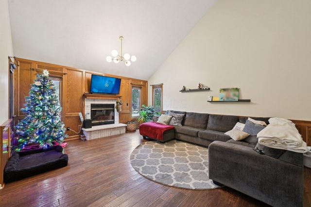 410 Six Pence Circle, Westerville, OH 43081