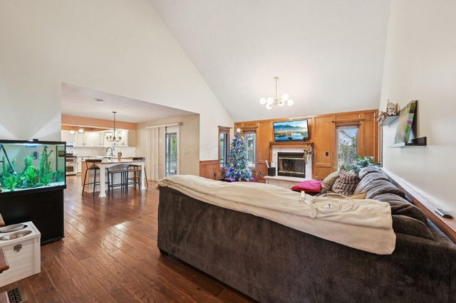 410 Six Pence Circle, Westerville, OH 43081