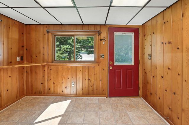 4305 Riverside ROAD, Waterford, WI 53185