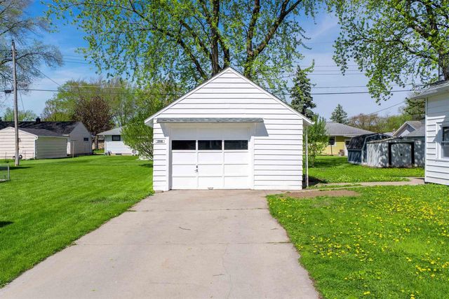 266 S SEYMOUR STREET, Fond Du Lac, WI 54935