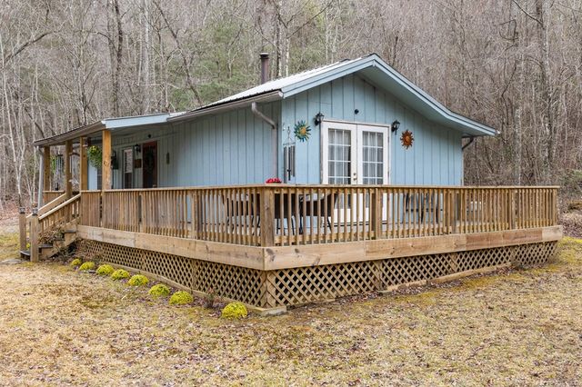 595 Timberlake Road, Blue Ridge, GA 30513