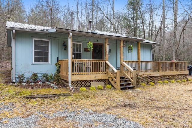 595 Timberlake Road, Blue Ridge, GA 30513