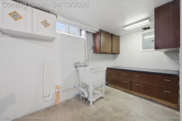 1025 Shadowlawn Street, Inkster, MI 48141