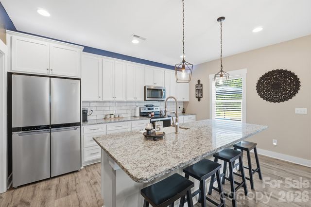 3774 Old Village Drive, Maiden, NC 28650