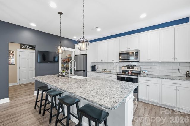 3774 Old Village Drive, Maiden, NC 28650