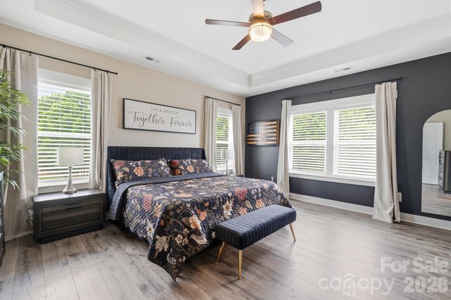 3774 Old Village Drive, Maiden, NC 28650