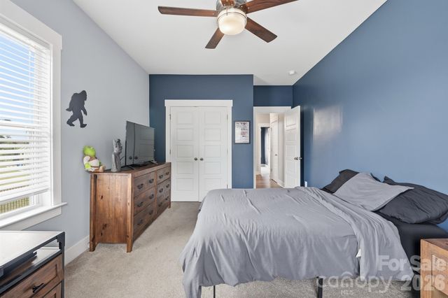 3774 Old Village Drive, Maiden, NC 28650