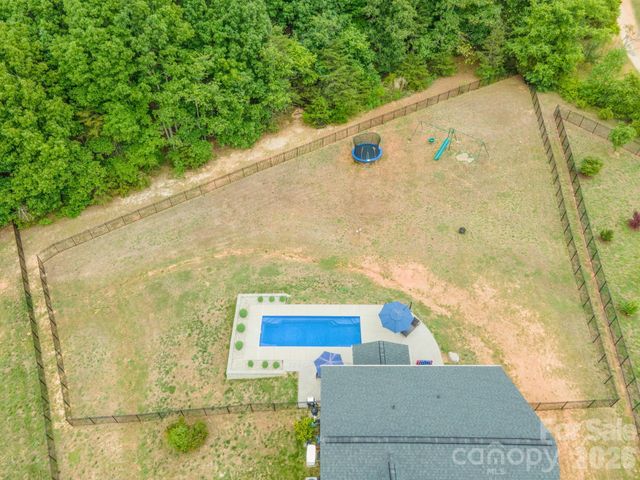 3774 Old Village Drive, Maiden, NC 28650