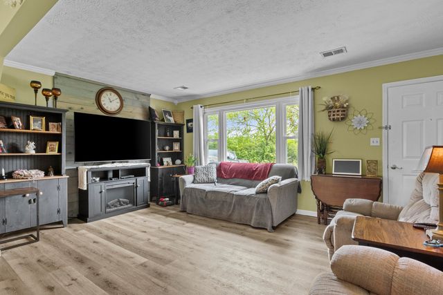 176 Doolin Way, Lancaster, KY 40444