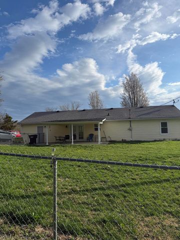 176 Doolin Way, Lancaster, KY 40444