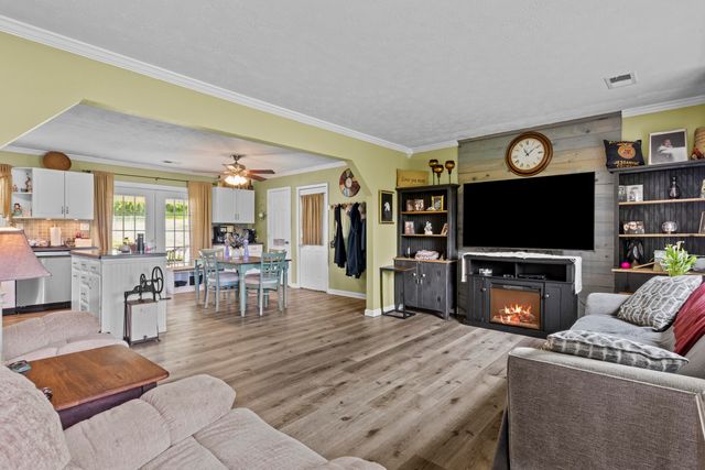176 Doolin Way, Lancaster, KY 40444