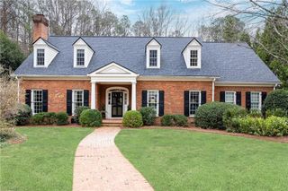 750 Arden Close NW, Atlanta, GA 30327
