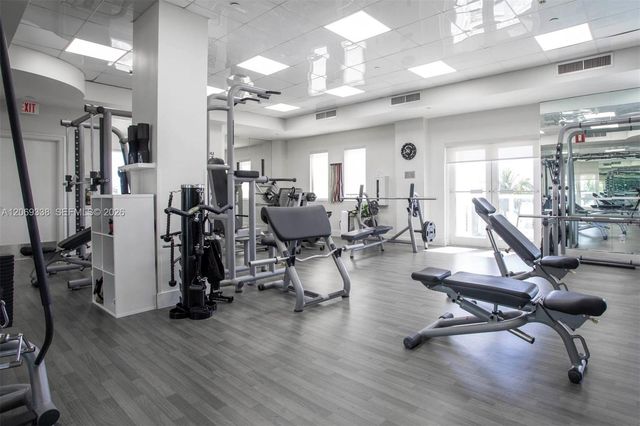 4779 Collins Avenue PH4306, Miami Beach, FL 33140