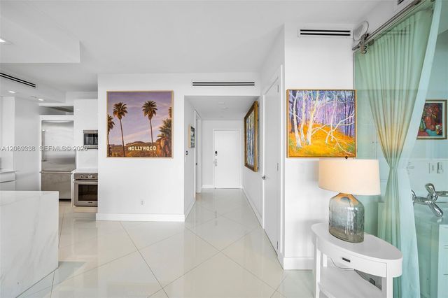 4779 Collins Avenue PH4306, Miami Beach, FL 33140