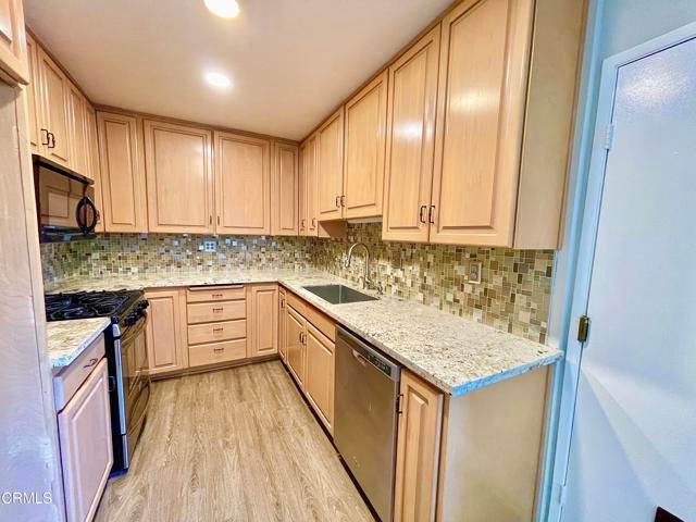 1271 Prairie Dog Circle, Ventura, CA 93003