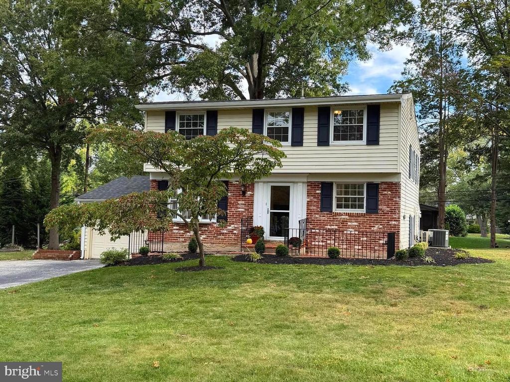 1673 SYLVAN DR, Blue Bell, PA 19422