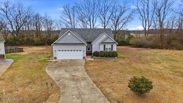 40 Farmgate Court, Selma, NC 27576