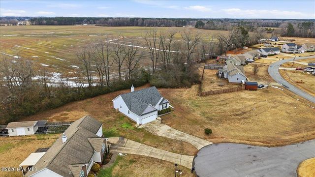 40 Farmgate Court, Selma, NC 27576