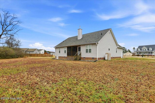 40 Farmgate Court, Selma, NC 27576