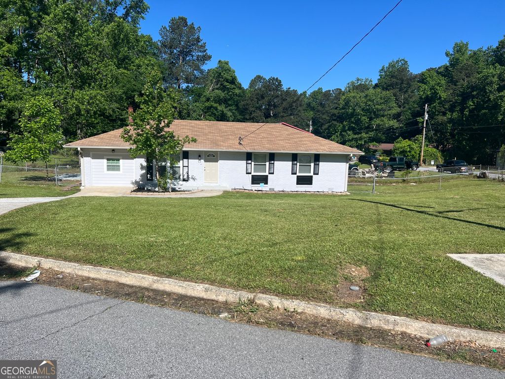 2875 Carriage Lane, South Fulton, GA 30349