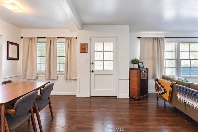 5420 Kester, Sherman Oaks, CA 91411