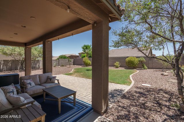 18345 W ONYX Avenue, Waddell, AZ 85355