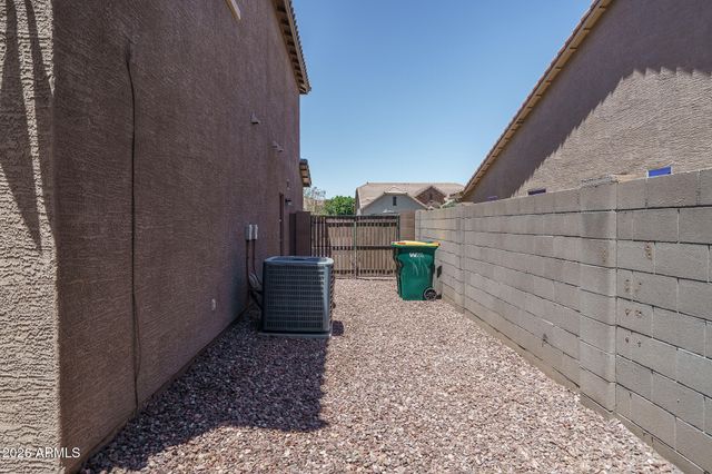 18345 W ONYX Avenue, Waddell, AZ 85355