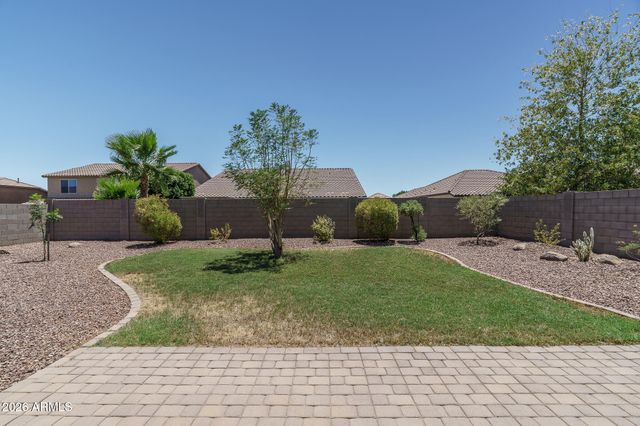 18345 W ONYX Avenue, Waddell, AZ 85355