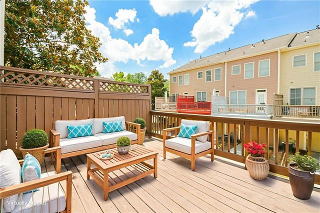 6386 Queens Court Trace, Mableton, GA 30126