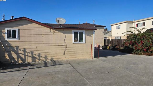 1510 165Th Ave, San Leandro, CA 94578