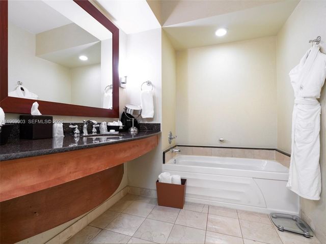 18001 Collins Avenue 1417, Sunny Isles Beach, FL 33160