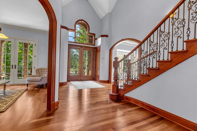 917 Jackson Avenue, Naperville, IL 60540