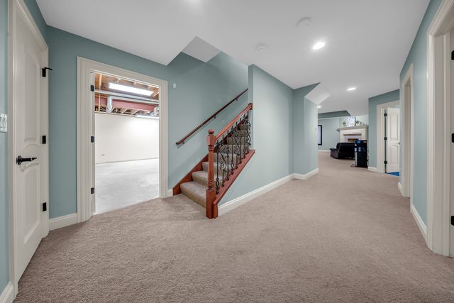 917 Jackson Avenue, Naperville, IL 60540