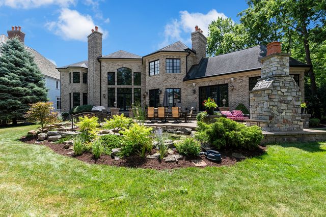 917 Jackson Avenue, Naperville, IL 60540